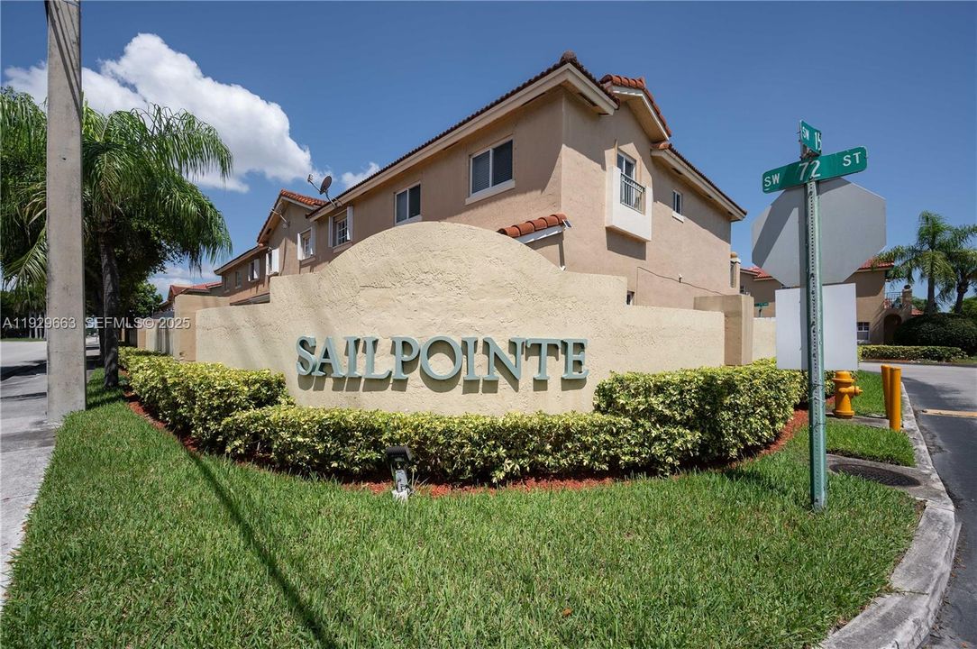 For Rent: $3,200 (3 beds, 2 baths, 1848 Square Feet)