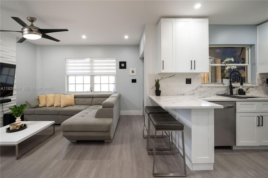 For Rent: $3,200 (3 beds, 2 baths, 1848 Square Feet)