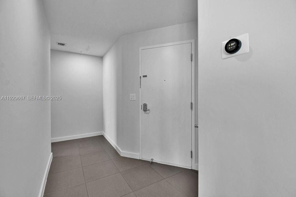 На продажу: $710,000 (2 спален, 2 ванн, 1181 Квадратных фут)