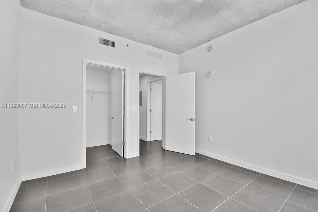 На продажу: $710,000 (2 спален, 2 ванн, 1181 Квадратных фут)