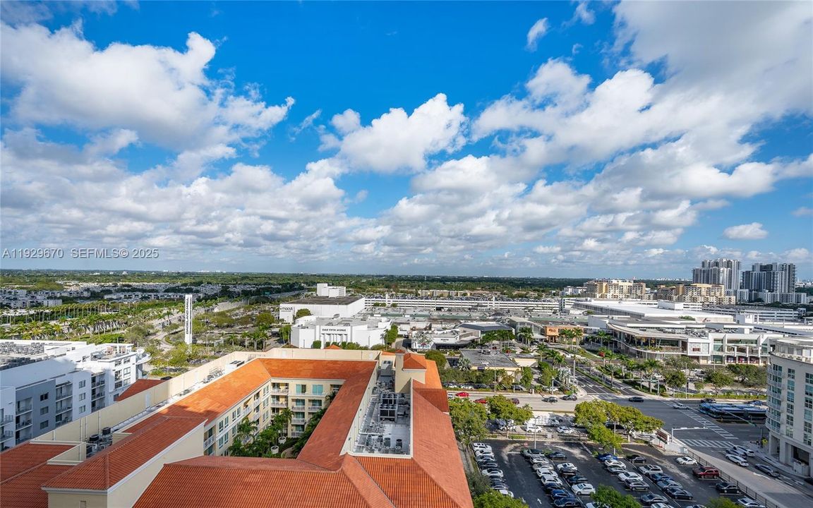 На продажу: $510,000 (2 спален, 2 ванн, 1155 Квадратных фут)