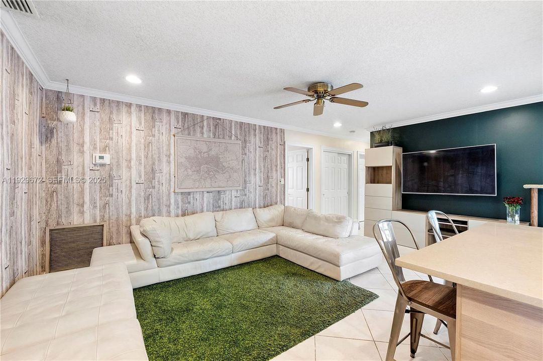 For Sale: $1,250,000 (4 beds, 3 baths, 2122 Square Feet)