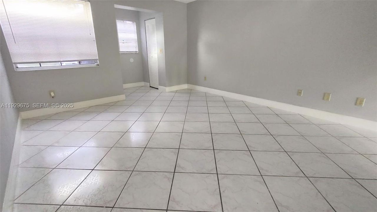 For Rent: $3,600 (3 beds, 2 baths, 1488 Square Feet)