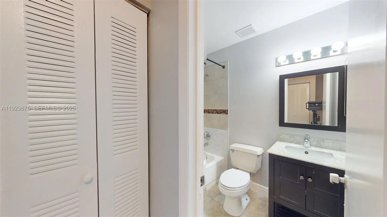 For Rent: $3,600 (3 beds, 2 baths, 1488 Square Feet)