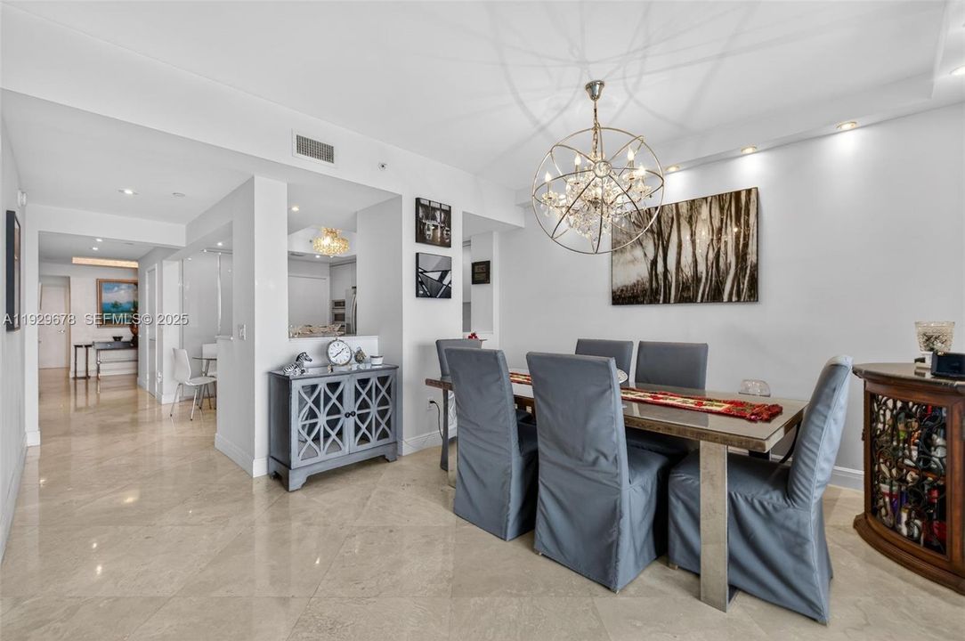 待售: $850,000 (3 贝兹, 2 浴室, 1866 平方英尺)