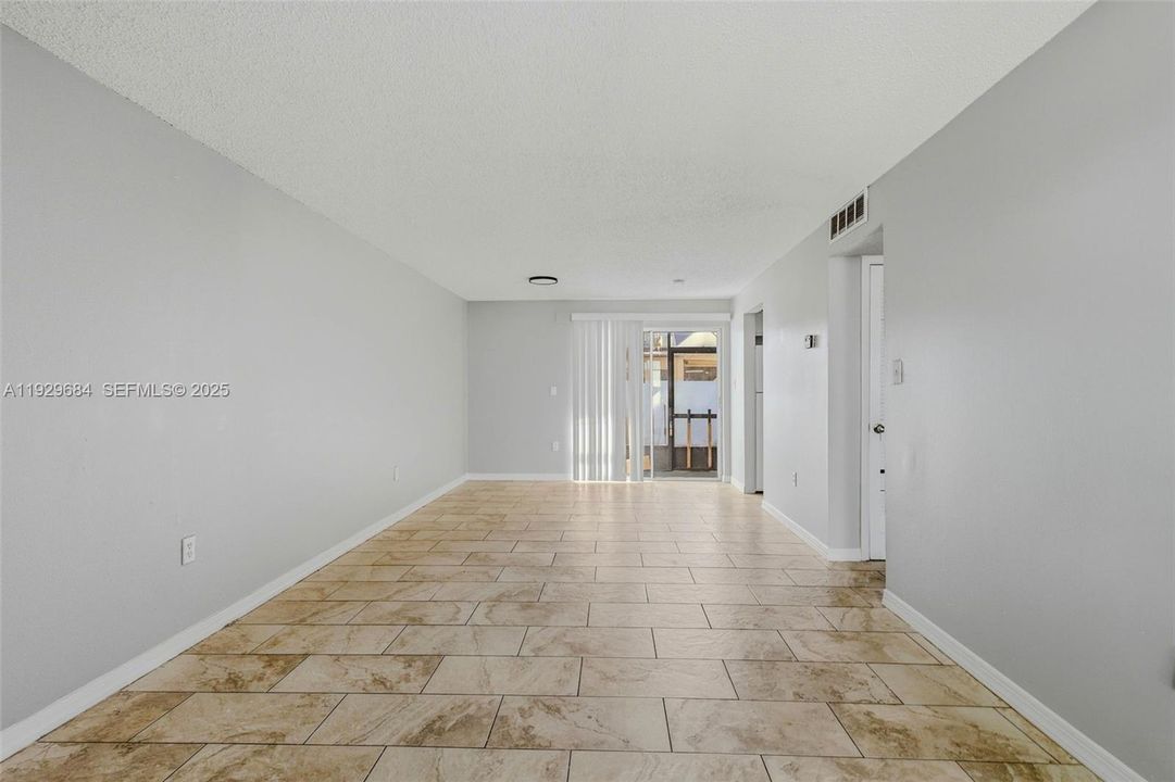 На продажу: $750,000 (0 спален, 0 ванн, 0 Квадратных фут)