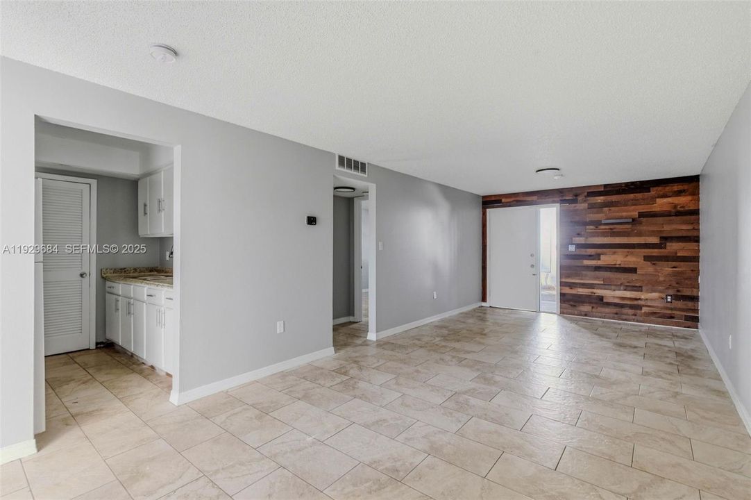 На продажу: $750,000 (0 спален, 0 ванн, 0 Квадратных фут)