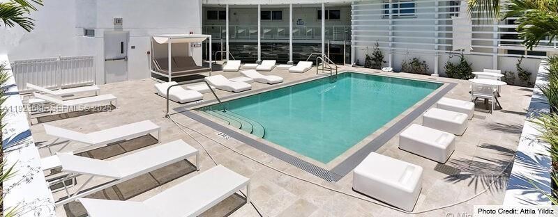 For Rent: $5,950 (2 beds, 2 baths, 1143 Square Feet)