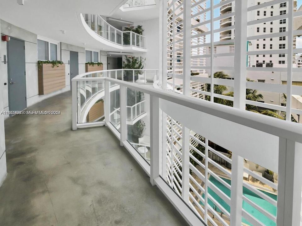 For Rent: $5,950 (2 beds, 2 baths, 1143 Square Feet)