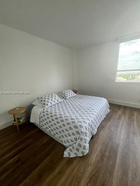 For Rent: $2,800 (1 beds, 1 baths, 953 Square Feet)