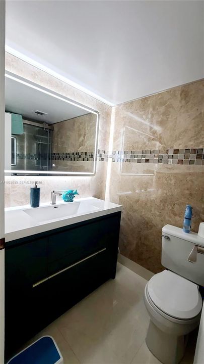 For Sale: $429,000 (2 beds, 2 baths, 1213 Square Feet)