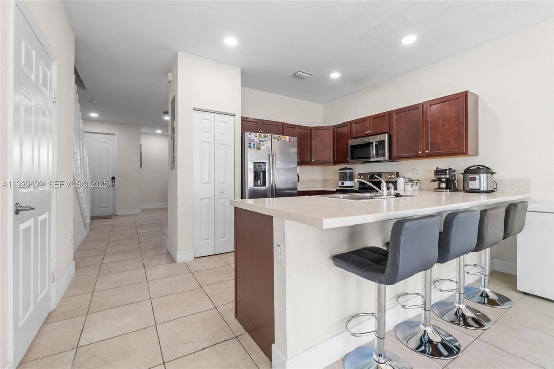 На продажу: $540,000 (3 спален, 2 ванн, 1545 Квадратных фут)