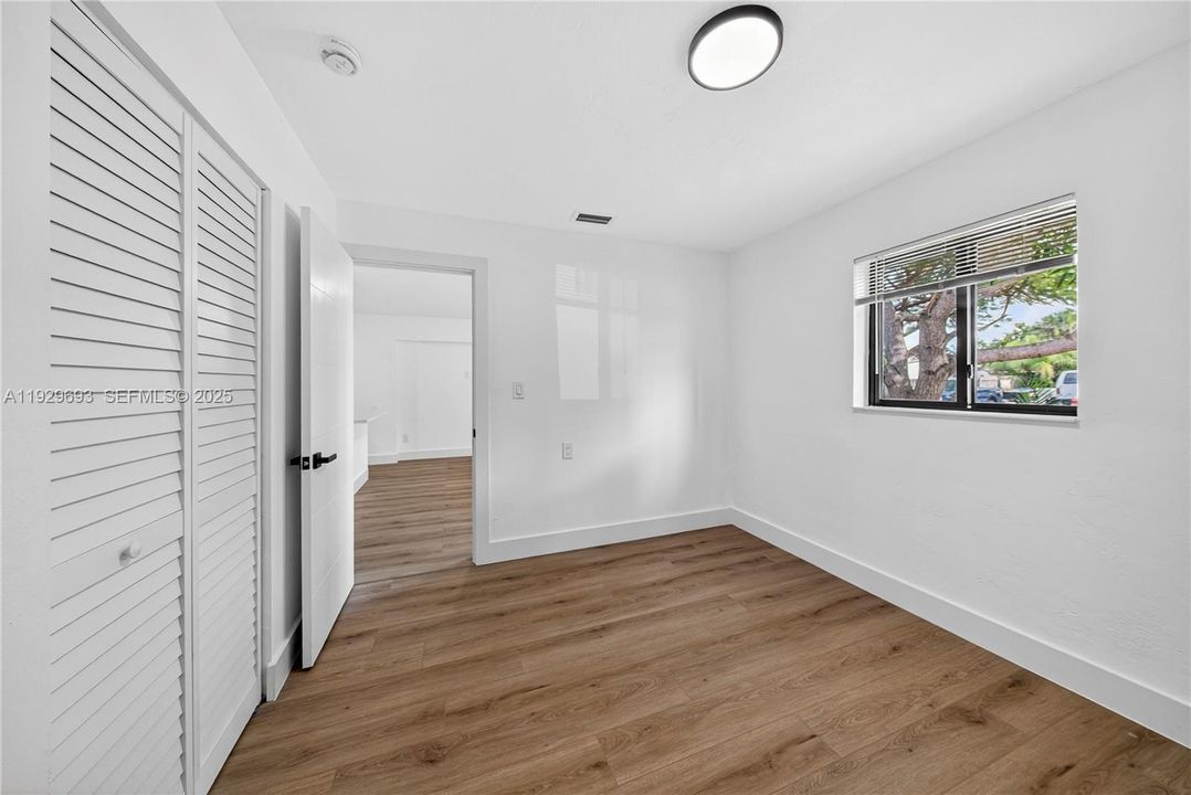 For Rent: $2,950 (2 beds, 1 baths, 1408 Square Feet)