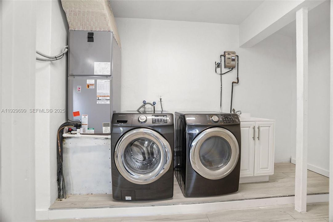 For Sale: $750,000 (3 beds, 2 baths, 0 Square Feet)