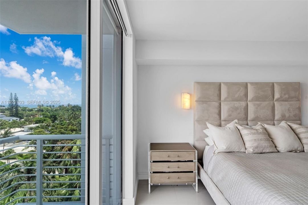 For Rent: $5,000 (2 beds, 2 baths, 1274 Square Feet)