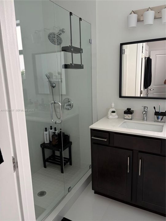 For Sale: $775,000 (4 beds, 3 baths, 2088 Square Feet)