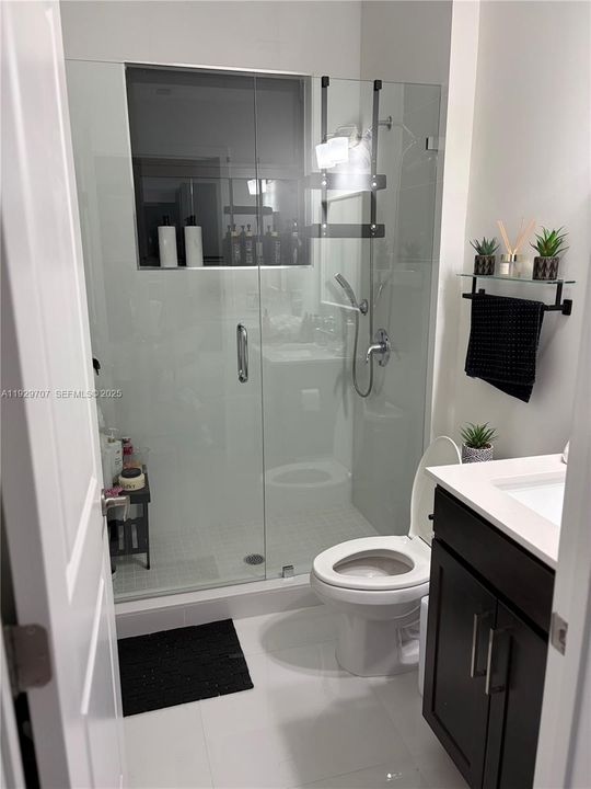 For Sale: $775,000 (4 beds, 3 baths, 2088 Square Feet)