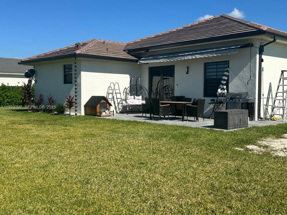 待售: $775,000 (4 贝兹, 3 浴室, 2088 平方英尺)