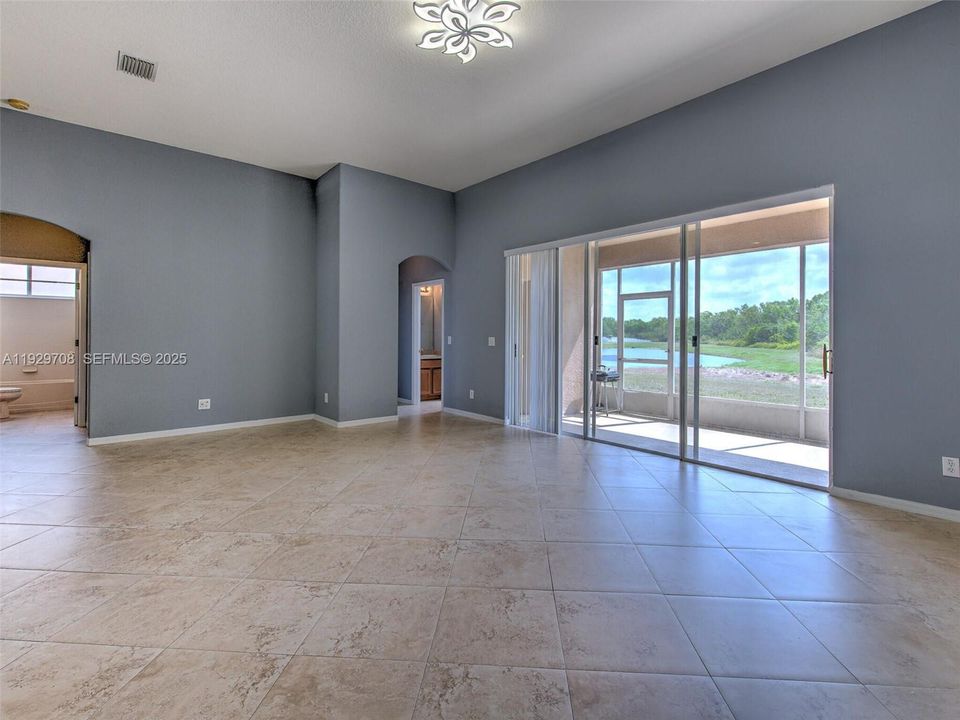 For Sale: $530,000 (4 beds, 3 baths, 2337 Square Feet)