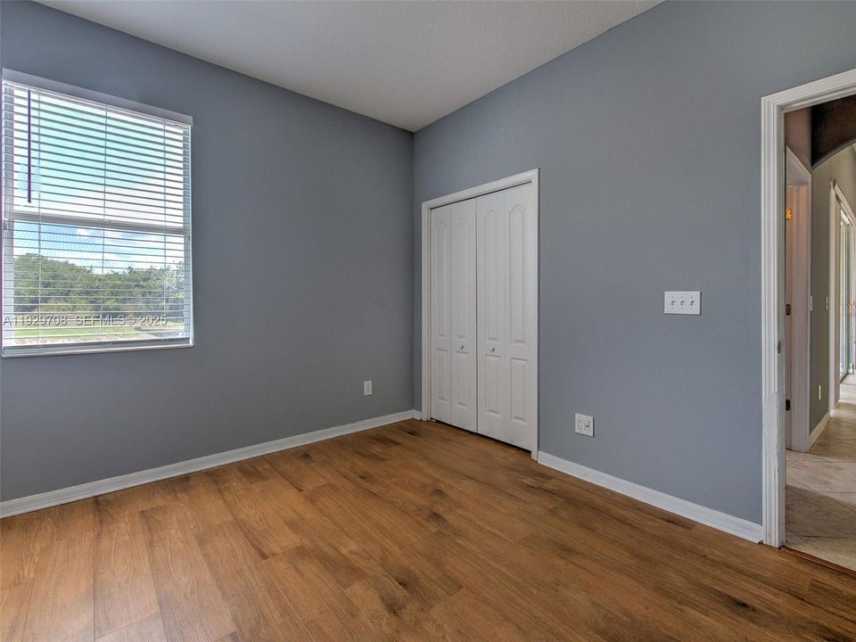 For Sale: $530,000 (4 beds, 3 baths, 2337 Square Feet)