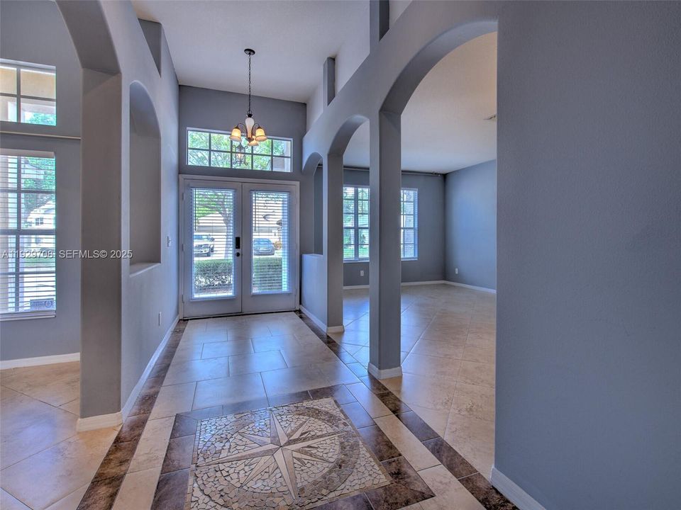 For Sale: $530,000 (4 beds, 3 baths, 2337 Square Feet)