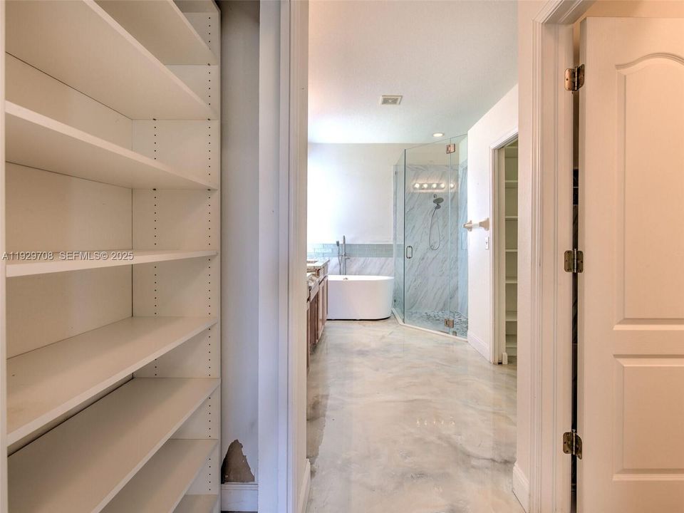 For Sale: $530,000 (4 beds, 3 baths, 2337 Square Feet)