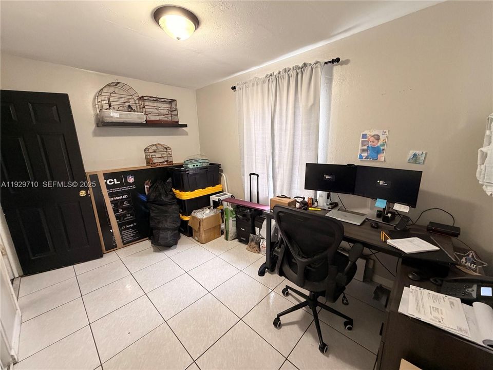 На продажу: $570,000 (3 спален, 2 ванн, 1515 Квадратных фут)