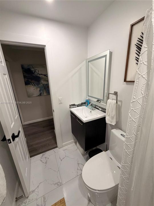 На продажу: $570,000 (3 спален, 2 ванн, 1515 Квадратных фут)