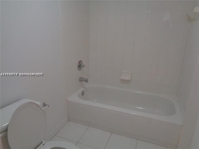For Rent: $2,590 (3 beds, 2 baths, 1450 Square Feet)