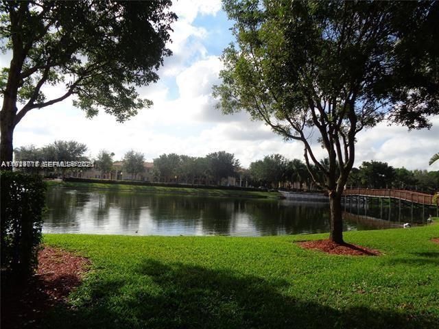 For Rent: $2,590 (3 beds, 2 baths, 1450 Square Feet)