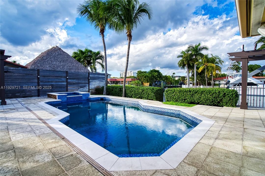 En Renta: $14,000 (4 camas, 4 baños, 2620 Pies cuadrados)