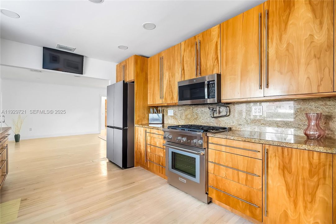 En Renta: $14,000 (4 camas, 4 baños, 2620 Pies cuadrados)