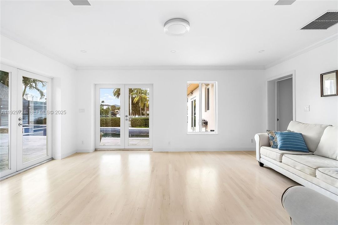 En Renta: $14,000 (4 camas, 4 baños, 2620 Pies cuadrados)