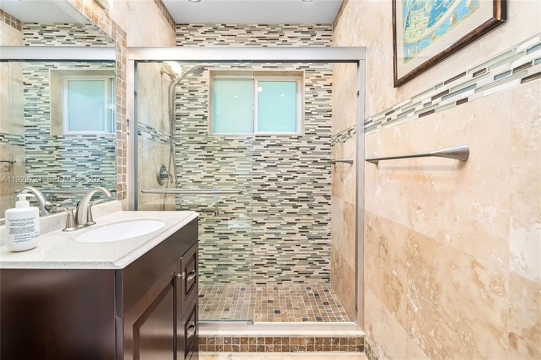 En Renta: $14,000 (4 camas, 4 baños, 2620 Pies cuadrados)