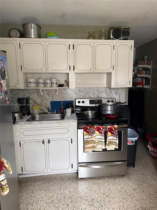 For Sale: $625,000 (0 beds, 0 baths, 1850 Square Feet)