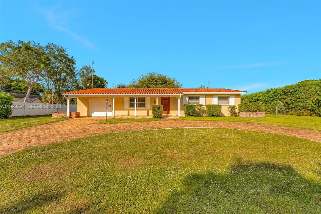 待售: $999,900 (3 贝兹, 2 浴室, 1296 平方英尺)