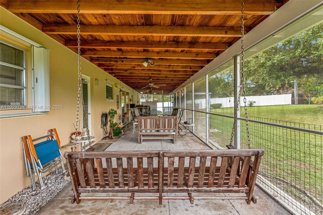 待售: $999,900 (3 贝兹, 2 浴室, 1296 平方英尺)