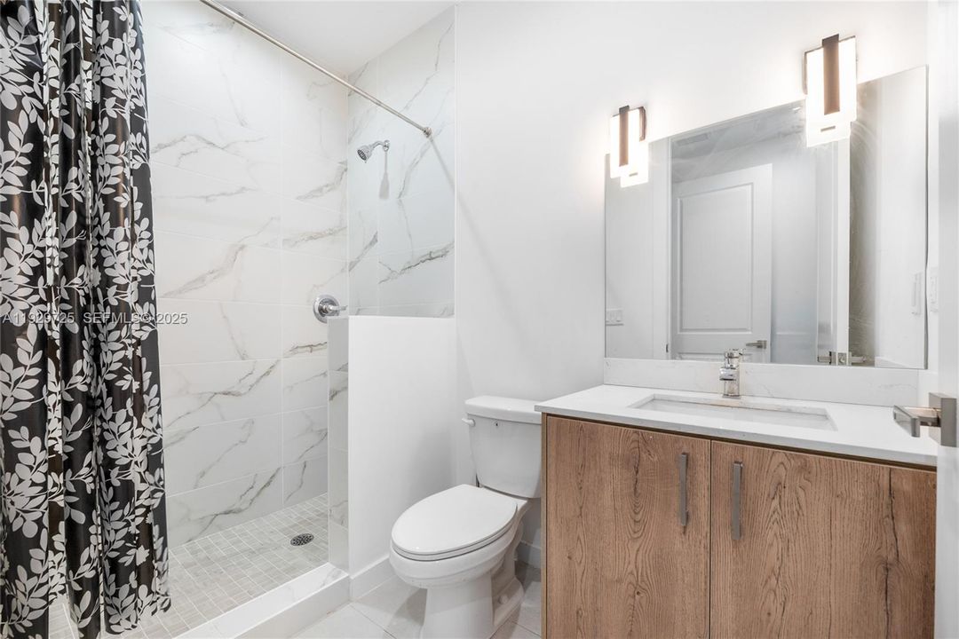 待售: $1,395,000 (4 贝兹, 3 浴室, 2324 平方英尺)