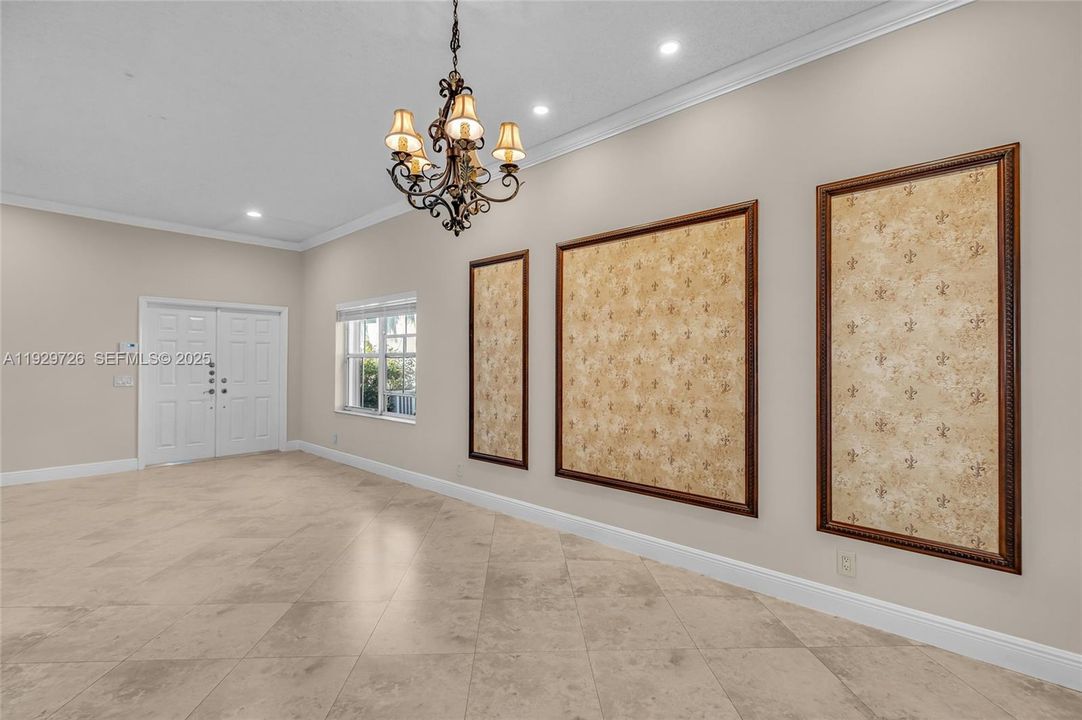 For Rent: $4,000 (3 beds, 2 baths, 1628 Square Feet)