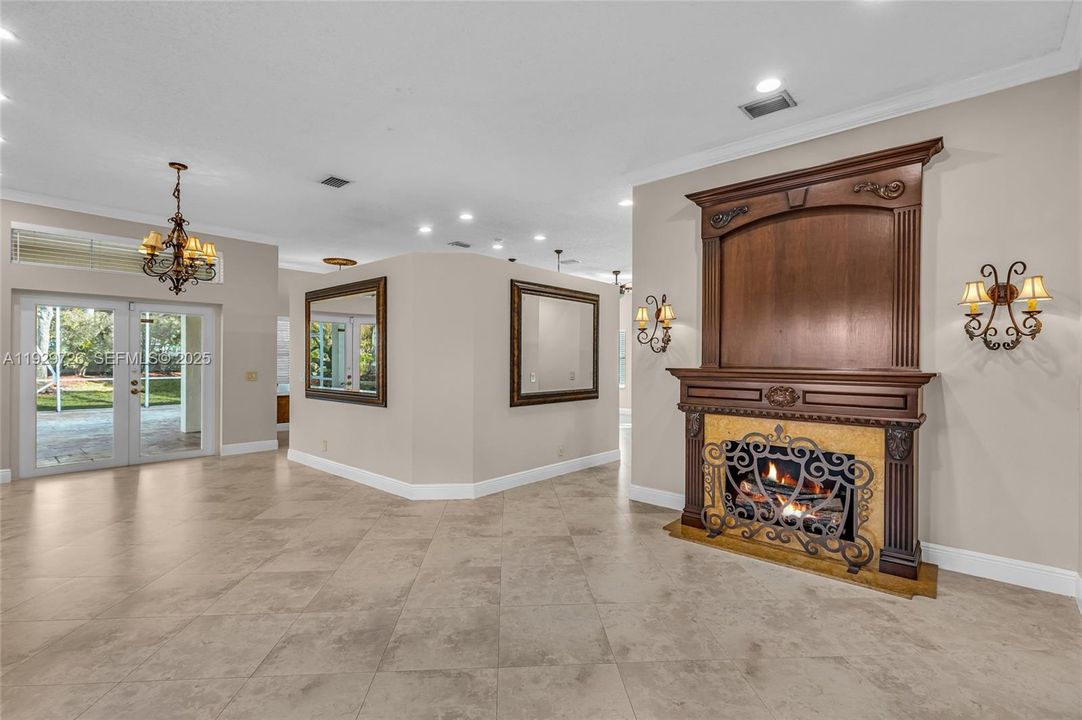 For Rent: $4,000 (3 beds, 2 baths, 1628 Square Feet)