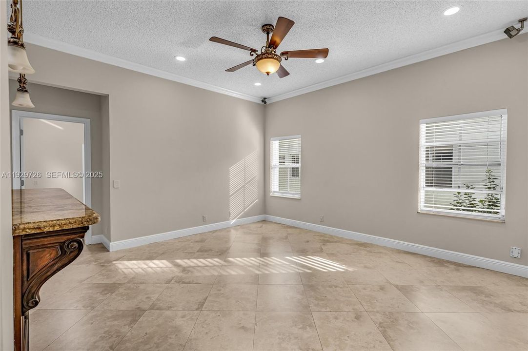 For Rent: $4,000 (3 beds, 2 baths, 1628 Square Feet)