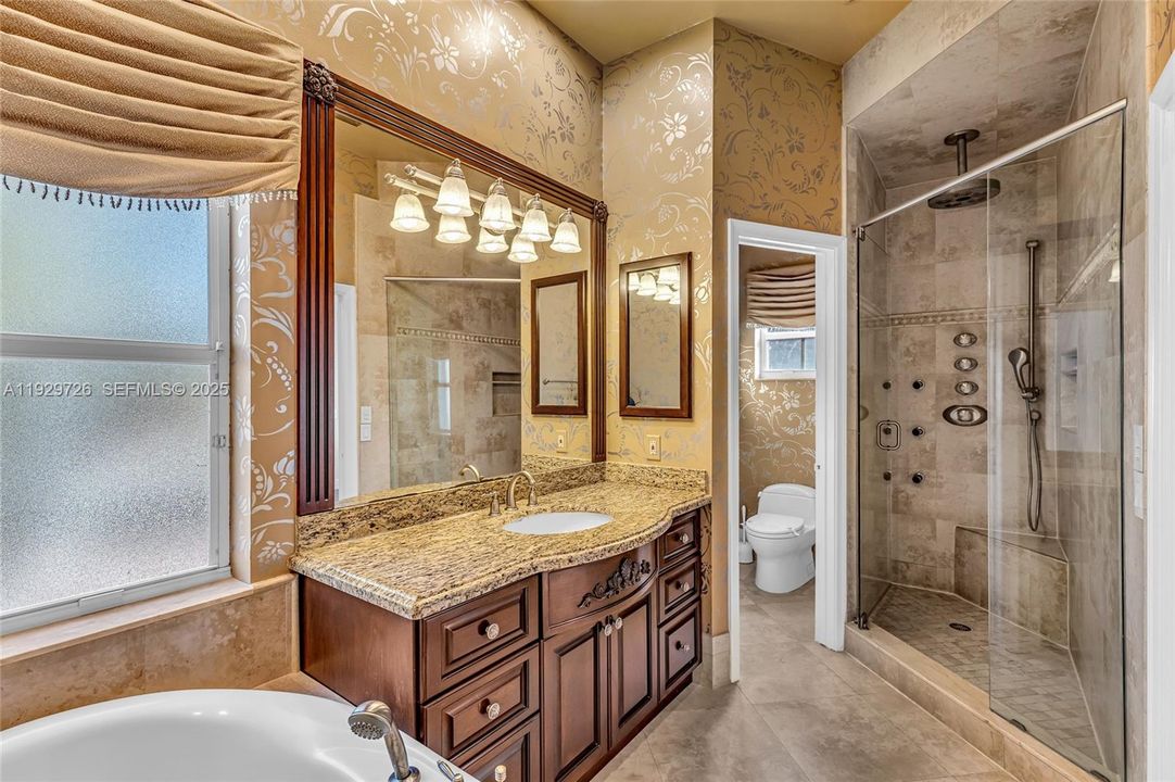 For Rent: $4,000 (3 beds, 2 baths, 1628 Square Feet)