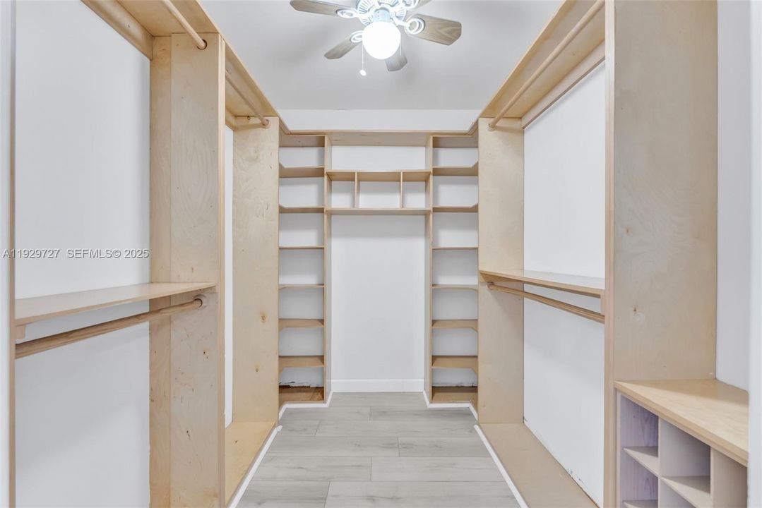 出租: $3,000 (3 贝兹, 2 浴室, 1508 平方英尺)