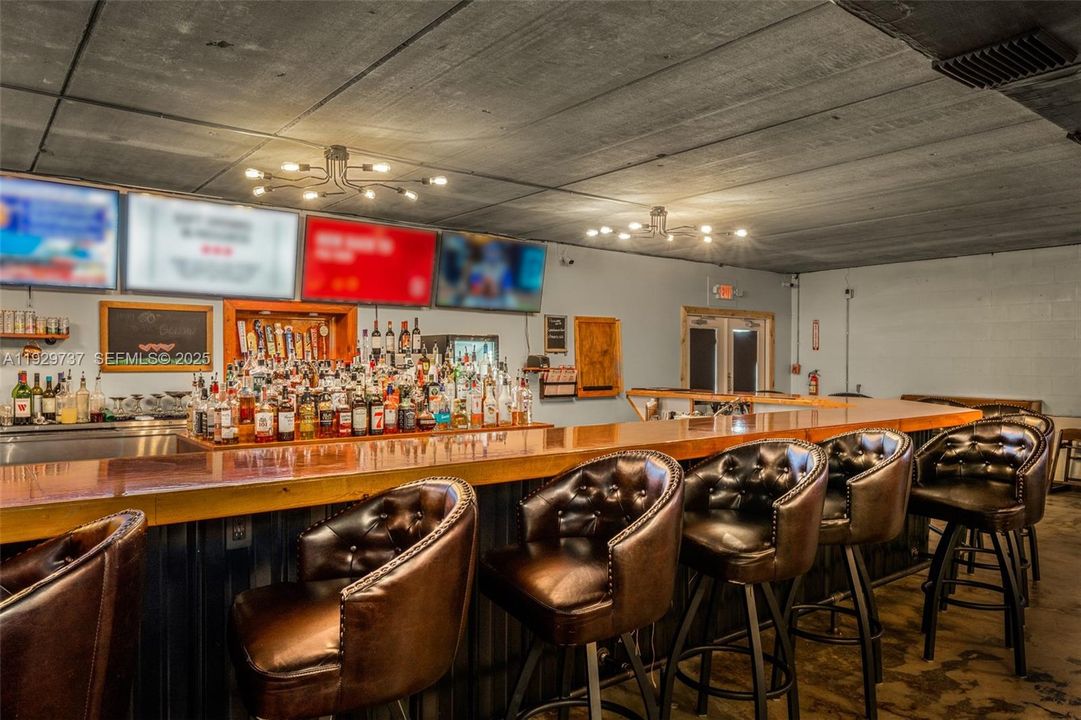 待售: $245,000 (3 贝兹, 2 浴室, 1289 平方英尺)