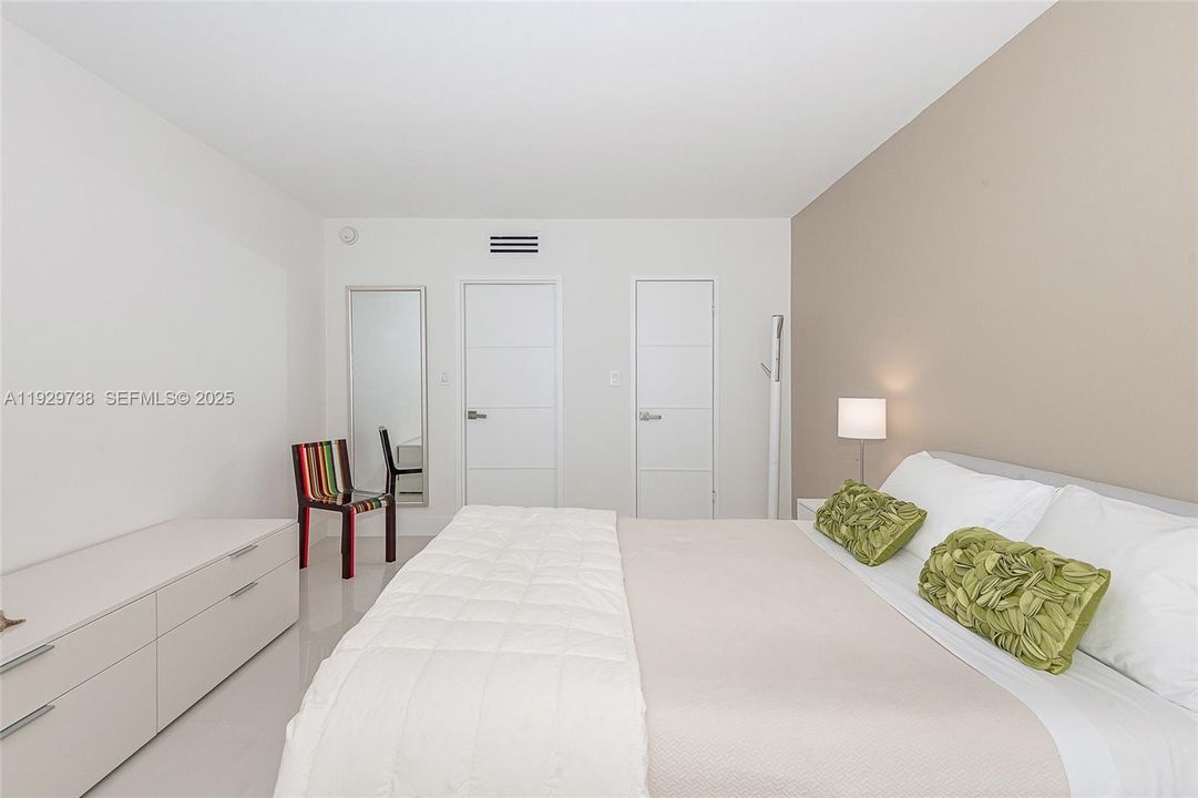 En Venta: $395,000 (1 camas, 1 baños, 852 Pies cuadrados)