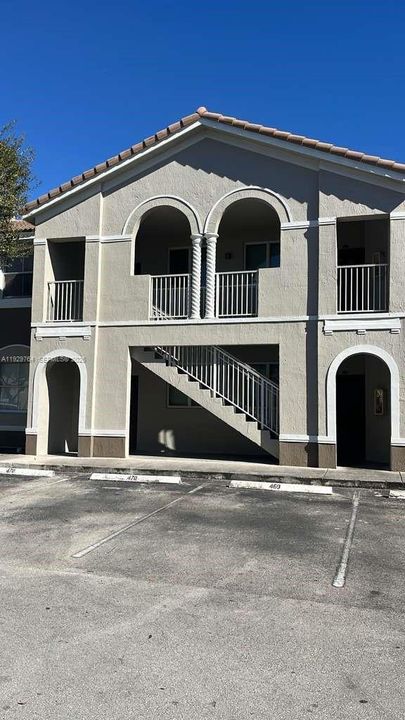 For Sale: $229,000 (3 beds, 2 baths, 1182 Square Feet)