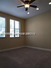 В аренду: $2,900 (3 спален, 2 ванн, 1433 Квадратных фут)