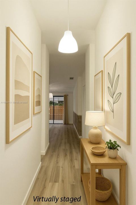 For Sale: $399,000 (2 beds, 2 baths, 1089 Square Feet)