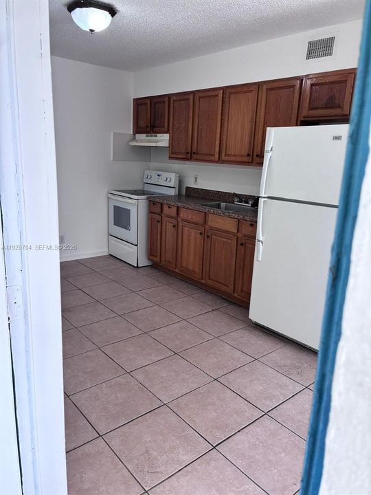 For Rent: $1,600 (1 beds, 1 baths, 0 Square Feet)