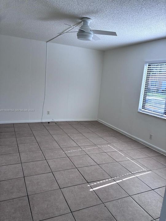 For Rent: $1,600 (1 beds, 1 baths, 0 Square Feet)